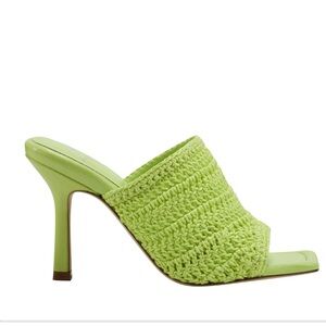 New in box Marc Fisher LTD Dako sandal